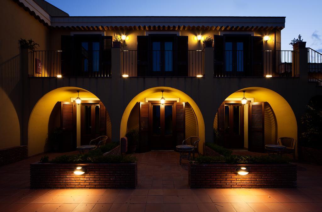 La Terra Del Mezzo Villa Riposto Exterior photo