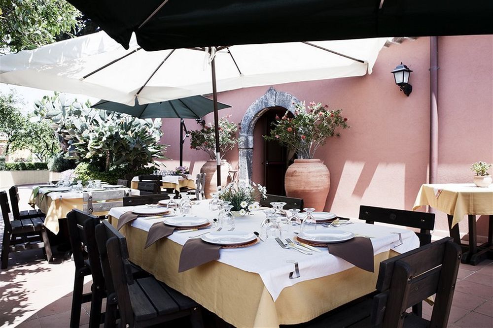 La Terra Del Mezzo Villa Riposto Exterior photo